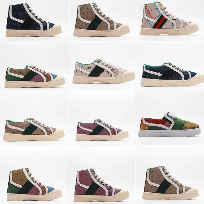 Barn 1977 tennis sneaker grön röd italien designer flickor pojkar sport fritid skor vintage känner blå och elfenben tvättad ekologisk jacquard denim