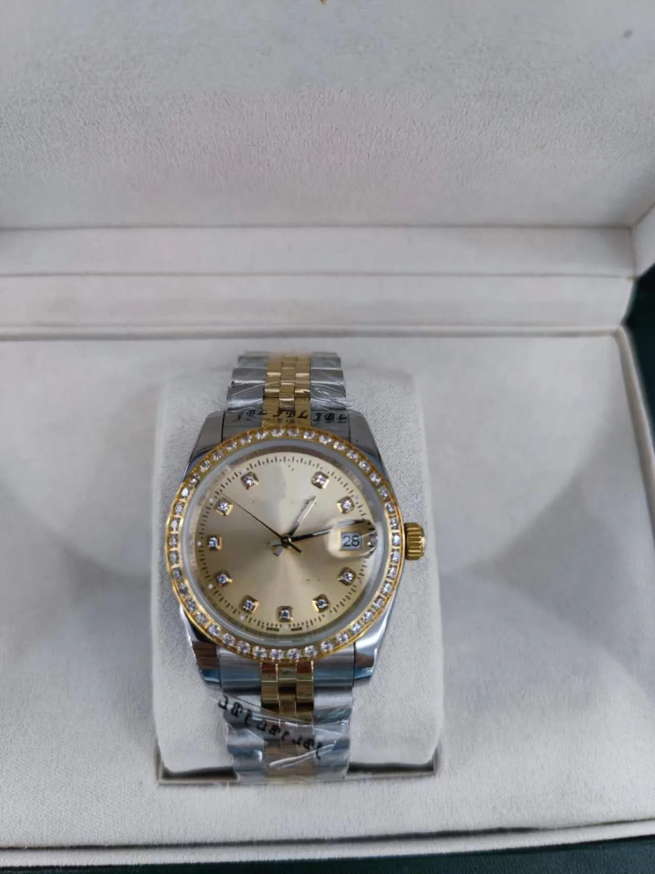 Julklapp Swiss Automatic Watches Original Box Certificate 41mm Mens 18kt Gold President Silver Diamond Dial 118238 Sant