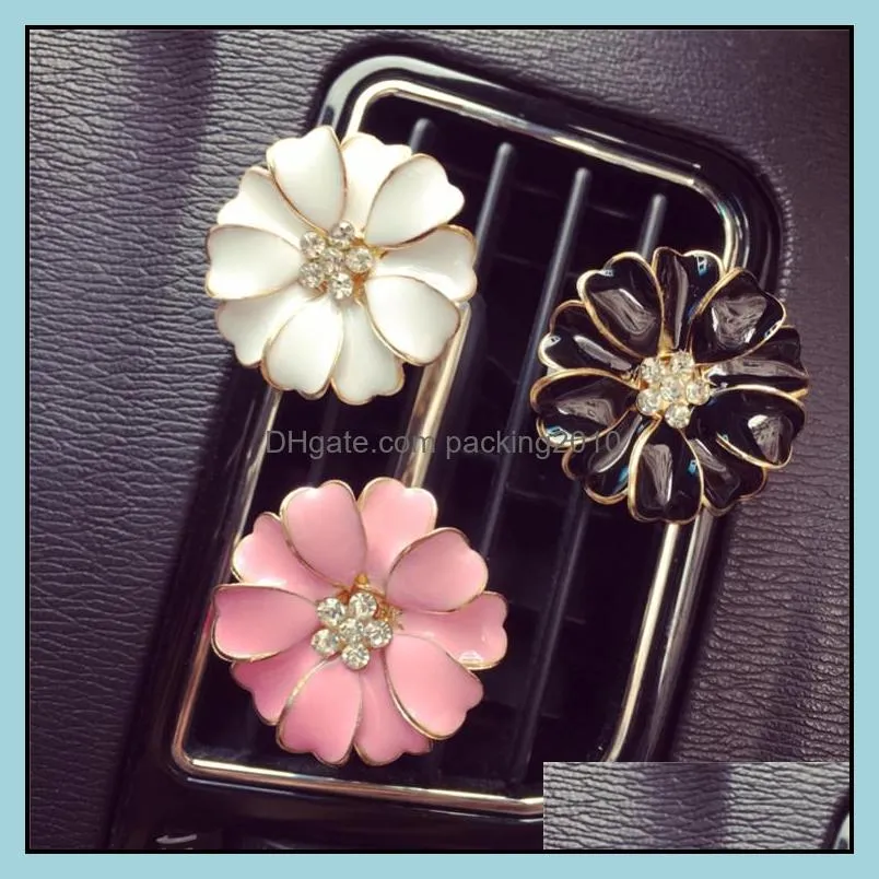Car Perfume Clip Essential Oil Diffuser For Outlet Locket Clips Flower Auto Air Freshener Vent Bling Decor Rose Crystal Ornaments Interior Decoration