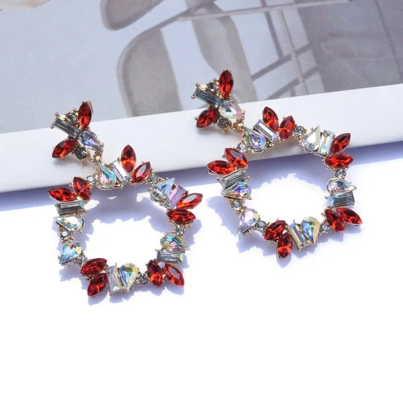 Chandelier en peluche luxe Big Round Drop Earrings Vintage Déclaration Vintring Morean Fashion Designer Jewellery Accessoires pour Womendangle