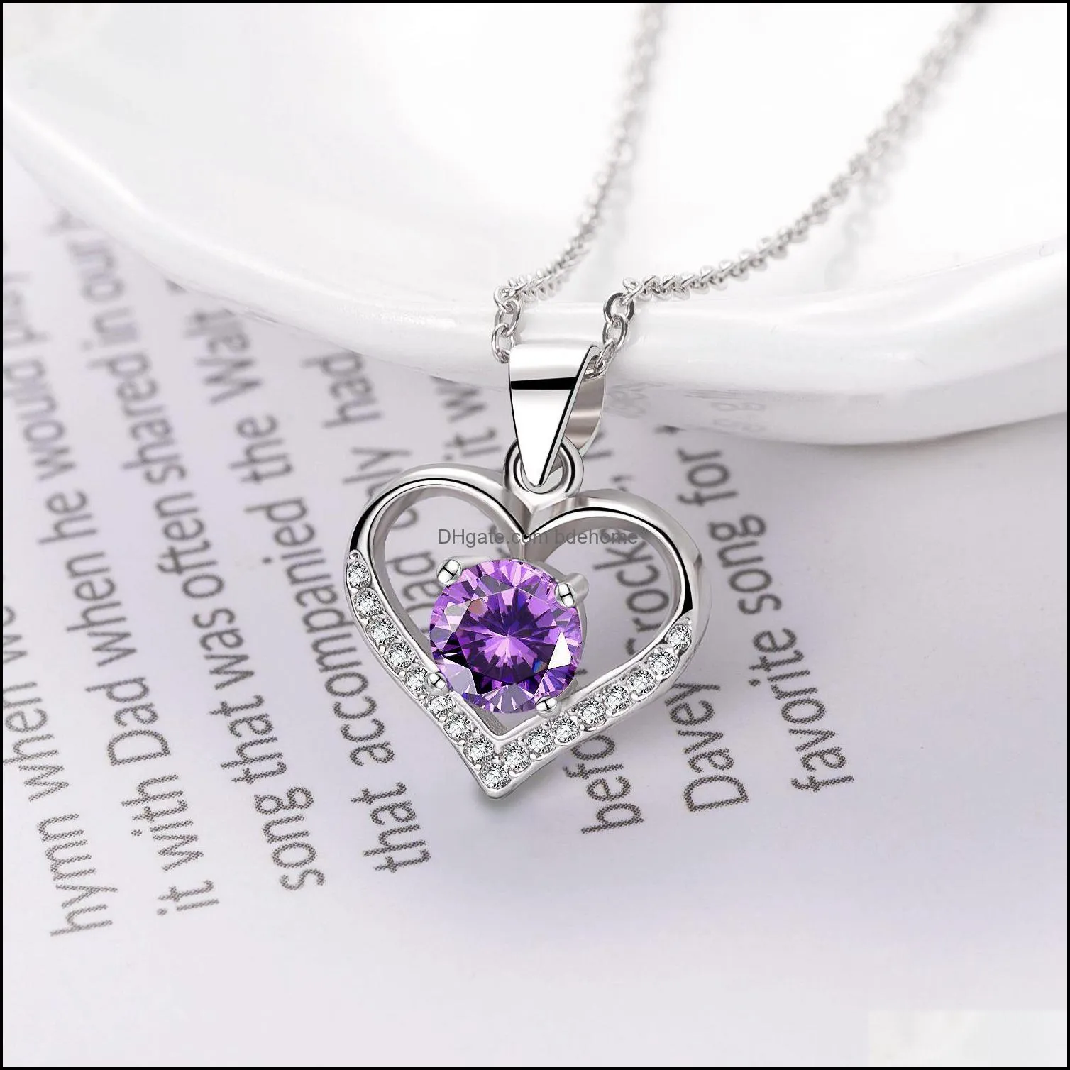 High Quality Sterling Silver Heart Necklace Imitation D Color Mosang Stone Heart-shaped Clover Pendant Wholesale