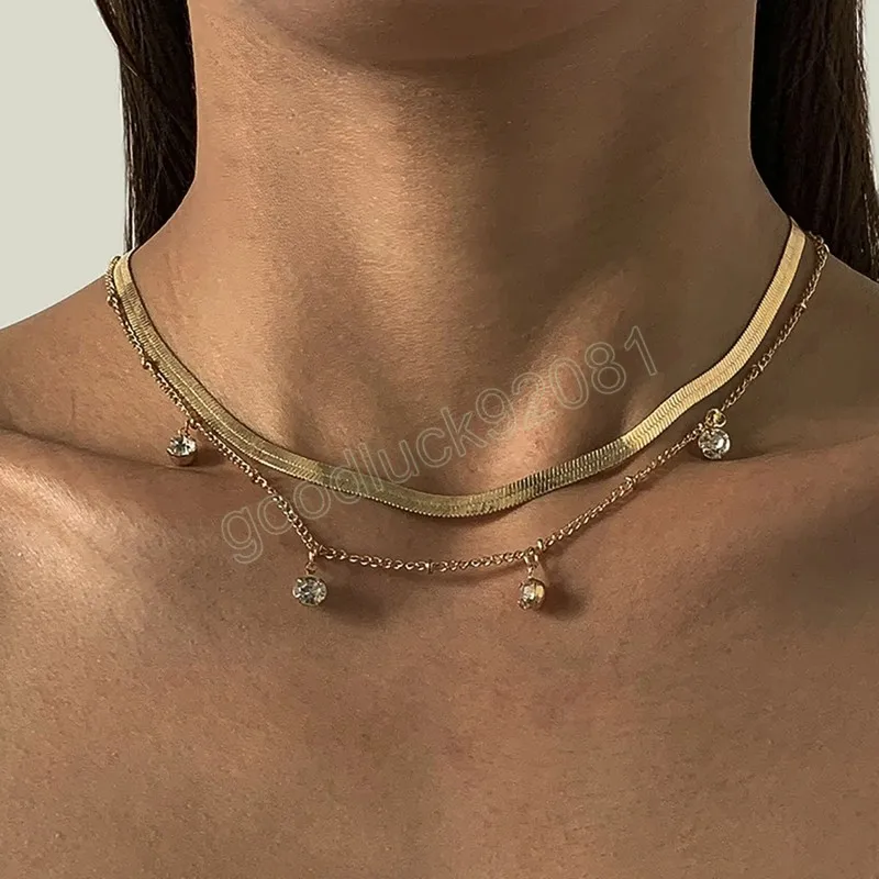 Rétro Simple strass pendentif collier ensemble femmes multicouche métal géométrique plat serpent chaîne clavicule colliers fille bijoux