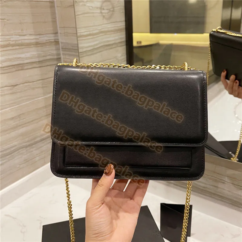 Fantastisk klassisk mode axelväskor guld silver kedja lyxig designer väska vit svart flicka kvinnor damer kvinnliga läder handväskor crossbody clutch totes flap