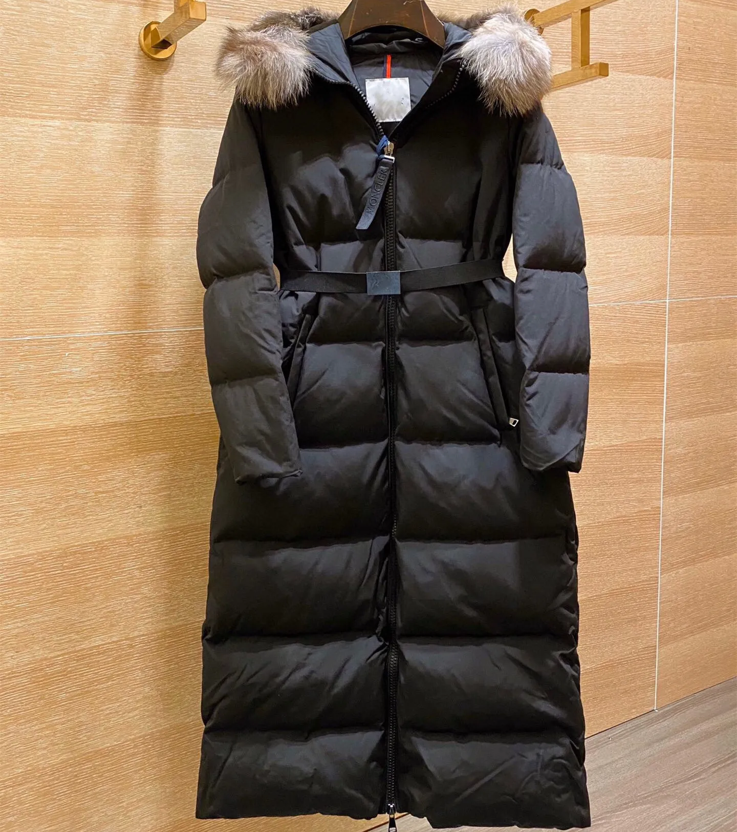 Vrouwen Lange Donsjack Bont Kap Jas Designer Nylon Parka Riem Zijzakken Rits Winter Warm Uitloper