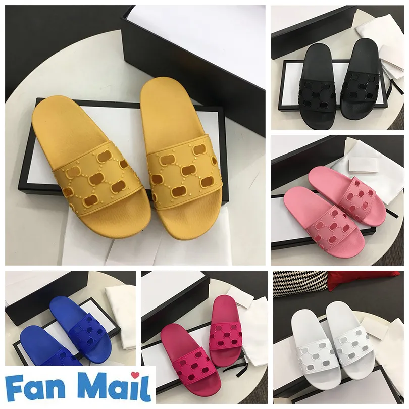 2022 Hollow Out Slippers Rubber Bottom Slippers Mashion Summer Men Summer Lady Sandals Luxury Leather Shoes Size 35-46