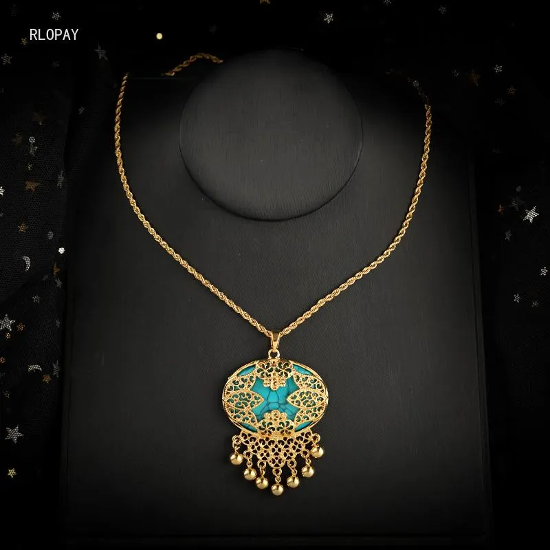 Quantity Limited Sale Pendant Necklaces Natural Blue Stone Necklace 