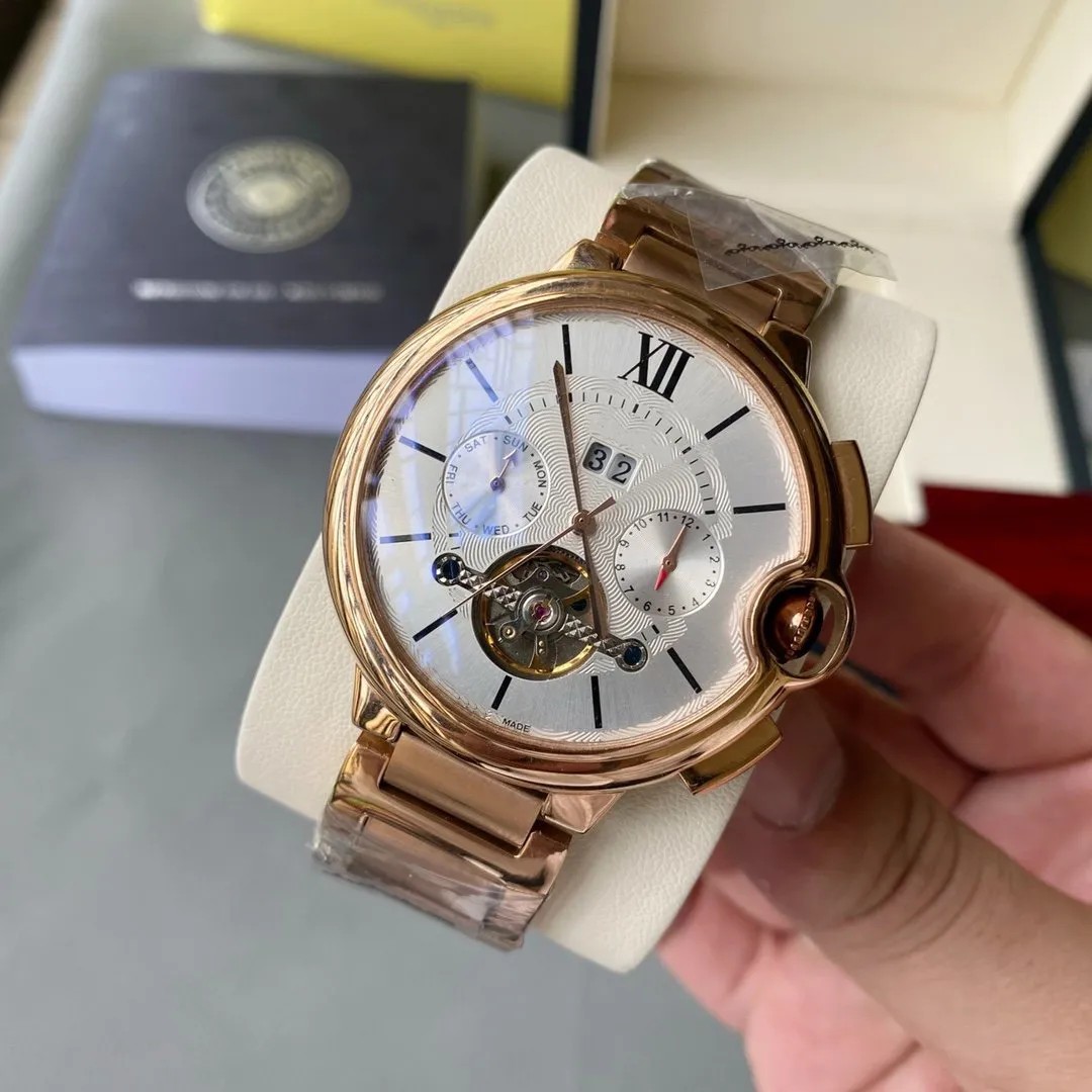 Guarda il marchio di lusso francese di altissima qualità per orologi da uomo, riproduzioni ufficiali da donna, garanzia di un anno con orologi con scatola di marca 008