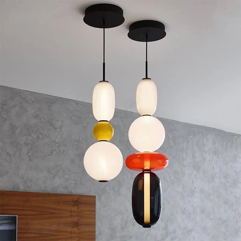 Lampy wisiork Nordic minimalistyczne oświetlenie żyrandola LED Kreatywne witraże szklane sypialnia sypialnia nocna żyrandolnik
