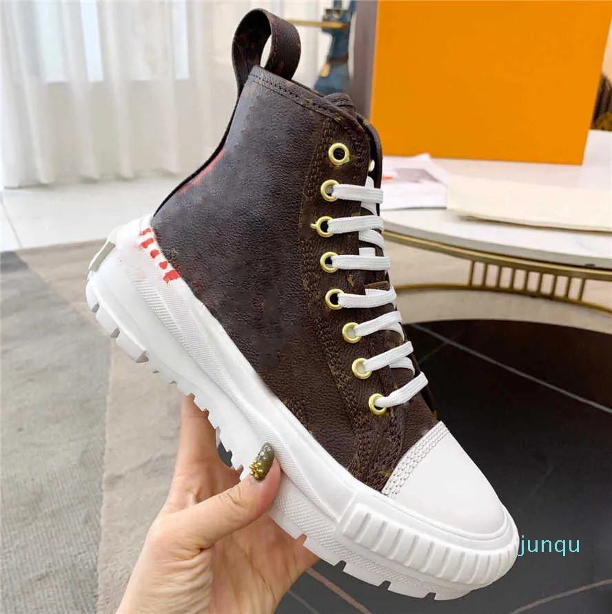 2022 Designer Sneaker Boots Fashion Ankle Boot Calfskin Chunky Martin Winter Ladies Silk Cowhide Leather Platform Flat High Top Shoes Size 35-41