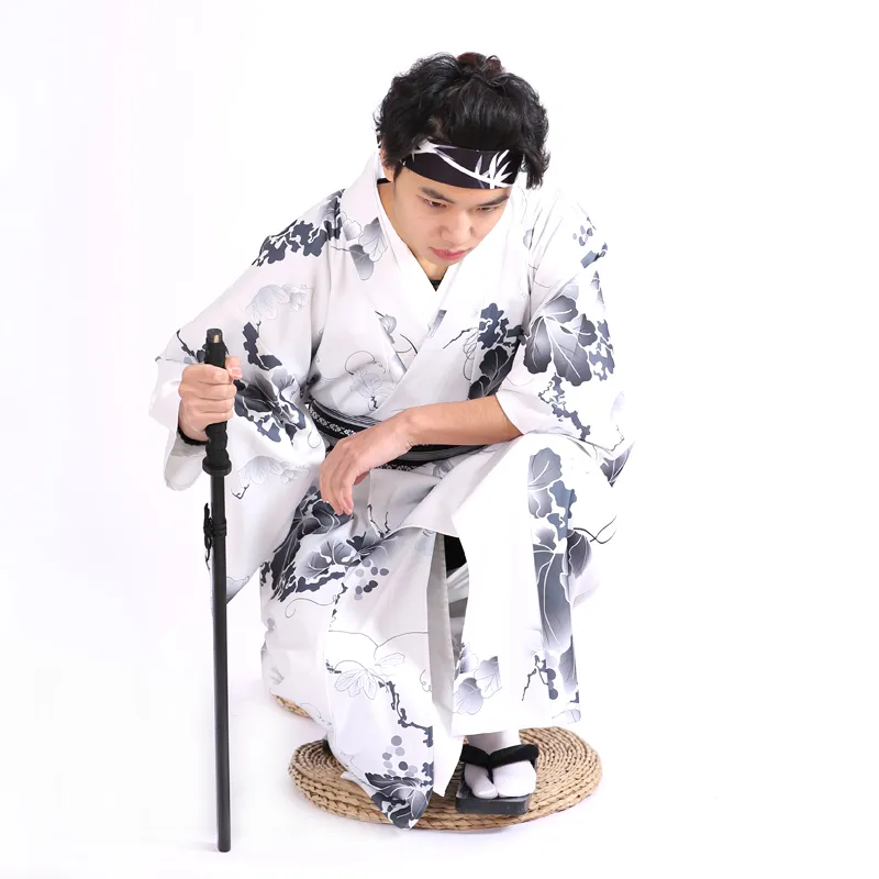 Kimono Kimono Roupas étnicas Robe formal Japonês Tradicional Roupão de Roupão Gentleman Fato de traje engrossado anti rugas sem fibra de passar