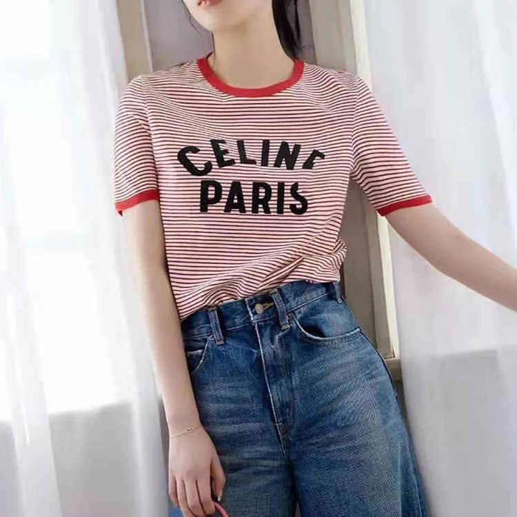 2022 printemps et été CE familys nouveau design de T-shirt à rayures polyvalent pour femmes est léger, luxueux et doux et le T-shirt intérieur est