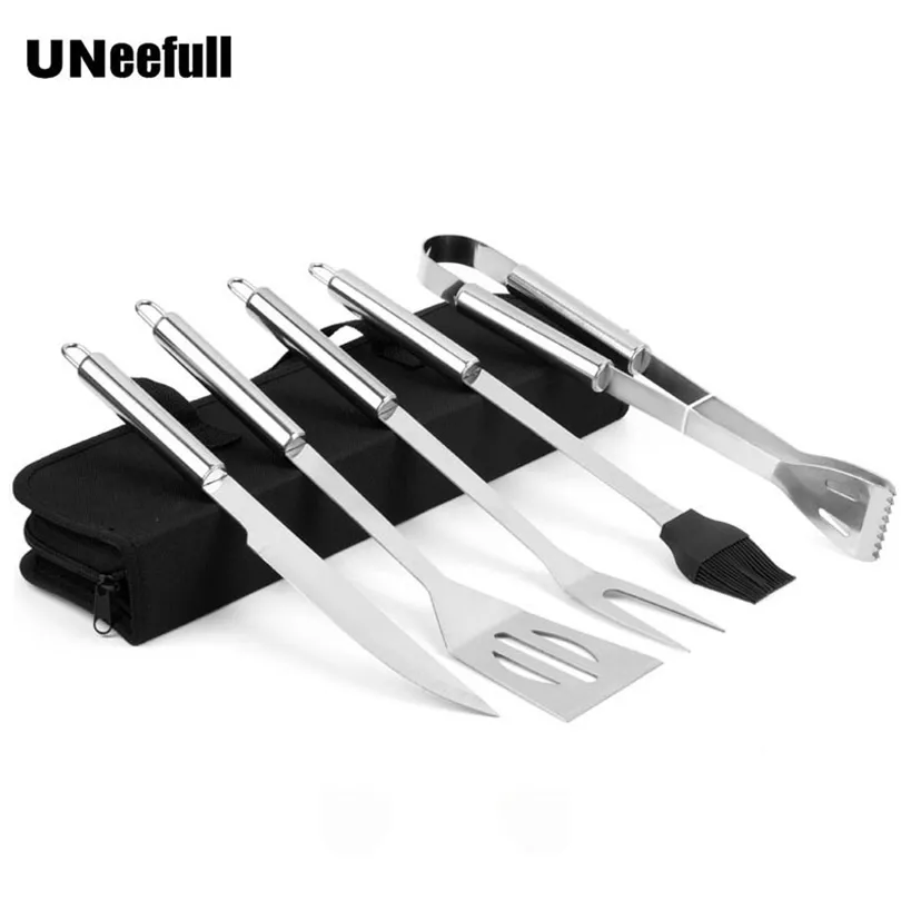 5pcs/conjunto de aço inoxidável churrasqueira ferramentas de grade de utensílios de utensílios de utensílios ao ar livre Kit de churrasco com bolsa de transporte acampamento Ferramentas de acessórios de churrasco T200111