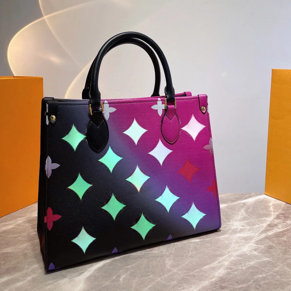 Women Luxurys Designers totes Bags Top Quality onthego Handbag Gradient Shouder Crossbody Bag Genuine Leather Messenger Ladies Travel Handbags 32cm