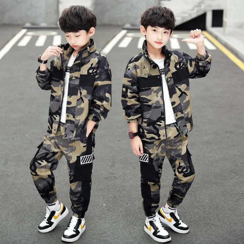 Ensembles de vêtements Automne Enfants Garçons Sport Col Rabattu Armée Vert Camouflage Survêtements Pour Adolescents Enfants Deux Pièces Costumes 4 8 12 14YClot