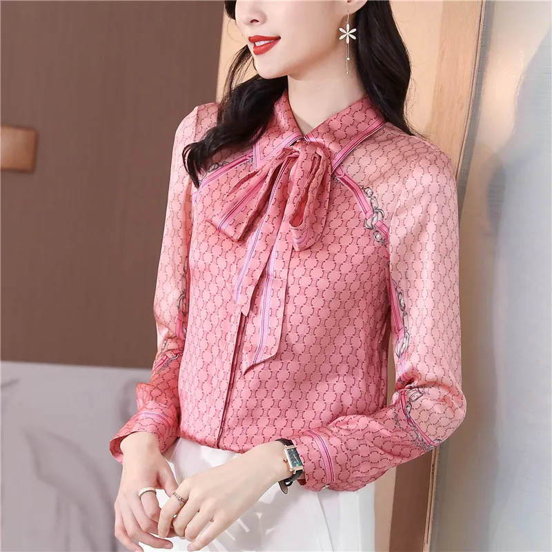 2022 Femmes Mode Imprimer Blouses Roses À Manches Longues Vintage Ruban Bow Chemise Dames Classique Revers Bouton Chemises Printemps Automne Femme Vêtements Designer Blouse Mignon Tops