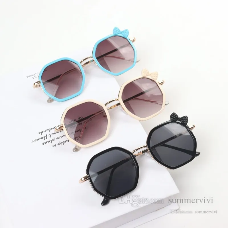 INS Mädchen Sonnenbrille Anti Ultraviolett Sommer Kinder Gradient Spiegel Strand Strand Sonnencreme Kinder Bögen quadratischen Rahmen Sonnenschirme Q6183