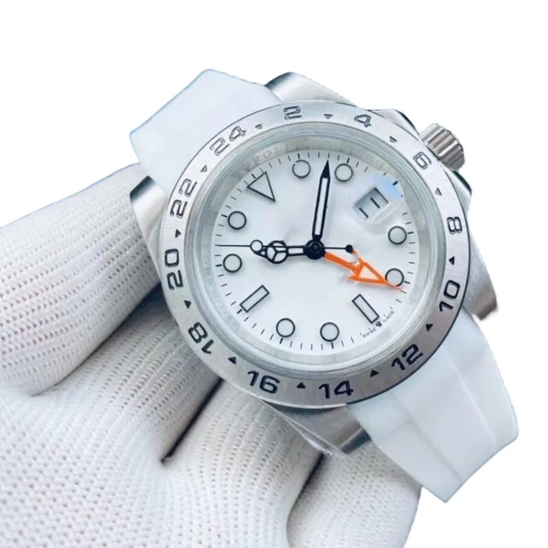 남성 자동 기계식 시계 40mm 풀 스테인레스 스틸 스트랩 다이버 Sapphire Luminous Watch 비즈니스 캐주얼 Montre De Luxe 고품질 탐색기 2836 운동