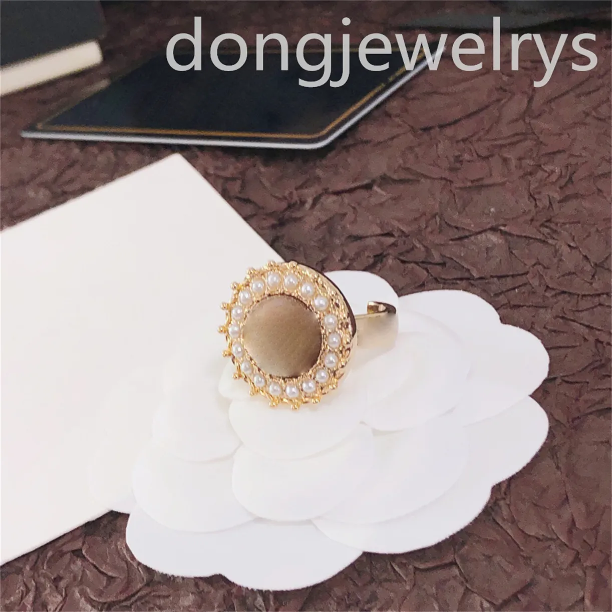 Elegante diseñador Anillo de compromiso de boda Joyas Anillos de amor Dongjewsrys Sliver Gold Wed Ring Cluster Solitare Pareja de lujo