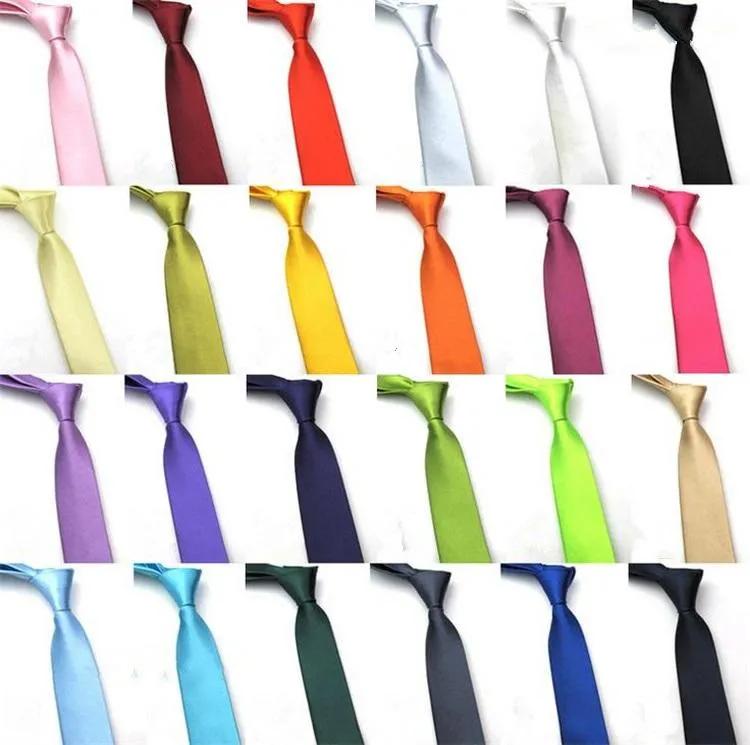 Nuevas corbatas de seda de poliéster Color Slolid Corbatas lisas de satén Corbatas de boda para hombres 24 colores Corbata de moda Stock suficiente SY222