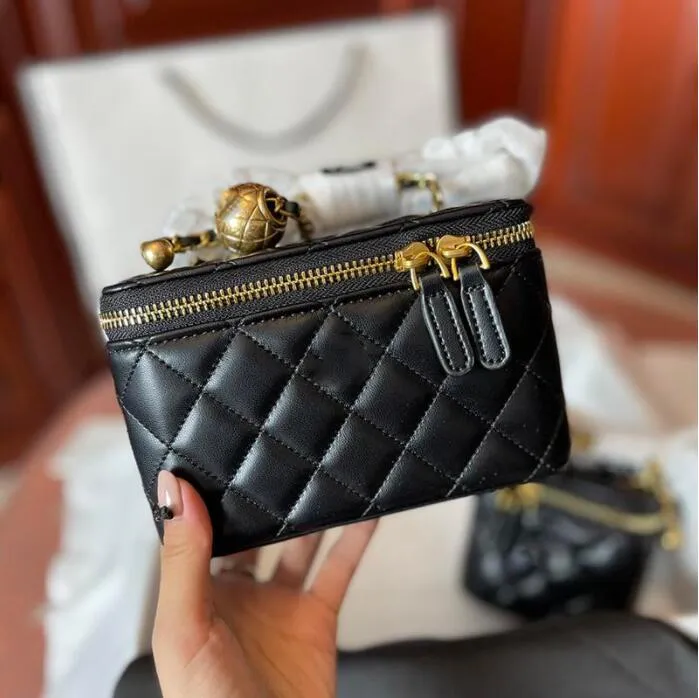Chanel small vanity 2025 with classic chain review