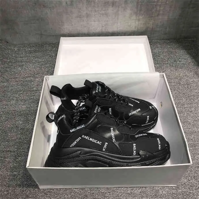 セールは終了いたしました スニーカーバレンシガスメンズデザイナーカジュアルシューズパリトリプルお父さん3層ソールの組み合わせbファミリーメンズインを 232 激安単価で通販 Www Corehta Com