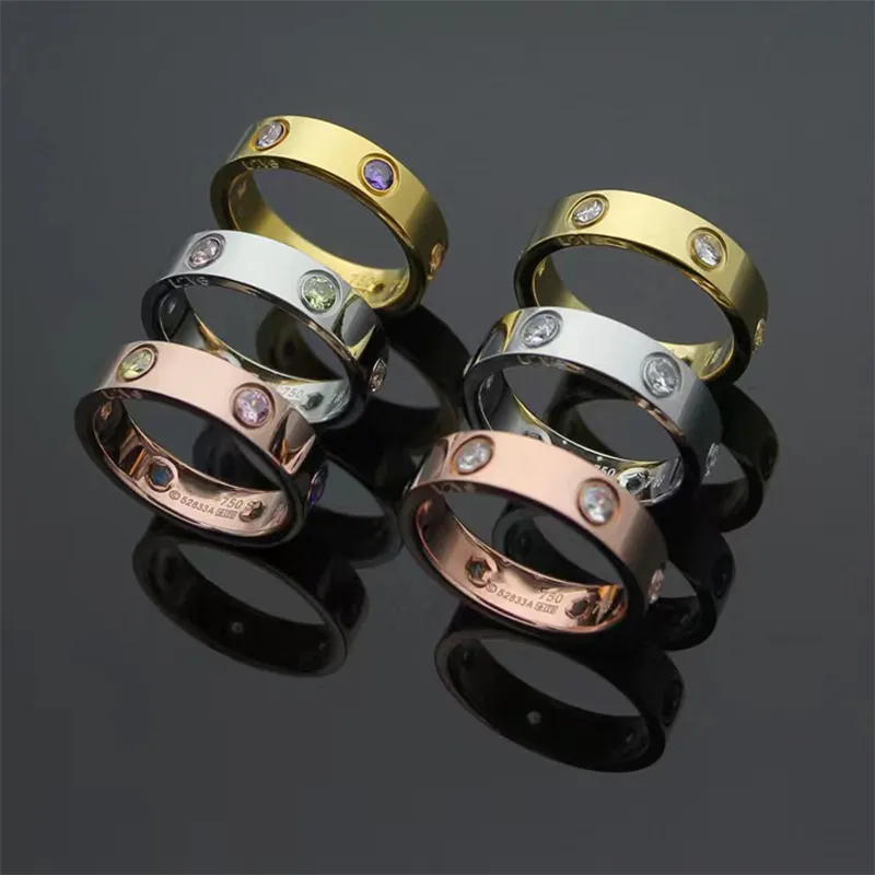 Fashion Luxury Couple Wedding Rings Brand New Color Crystal Love Ring Designer Classic 316L Titanium Men Women Ring Jewelry