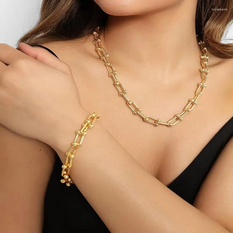 Ankomstmetall U-formad kedjehalsband Bohemisk stil 2022 Fashion Temperament Jewelry Ladies Party Gift Chains