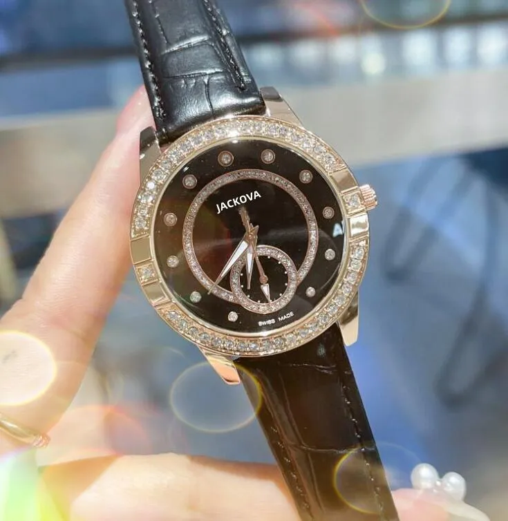 Montre de Luxe Kadınlar Elmaslar Yüzük İskeleti Saatler 37mm Orijinal Deri Kemer Kuvars Klasik Atmosfer İzle İyi Görünümlü Kol saatleri