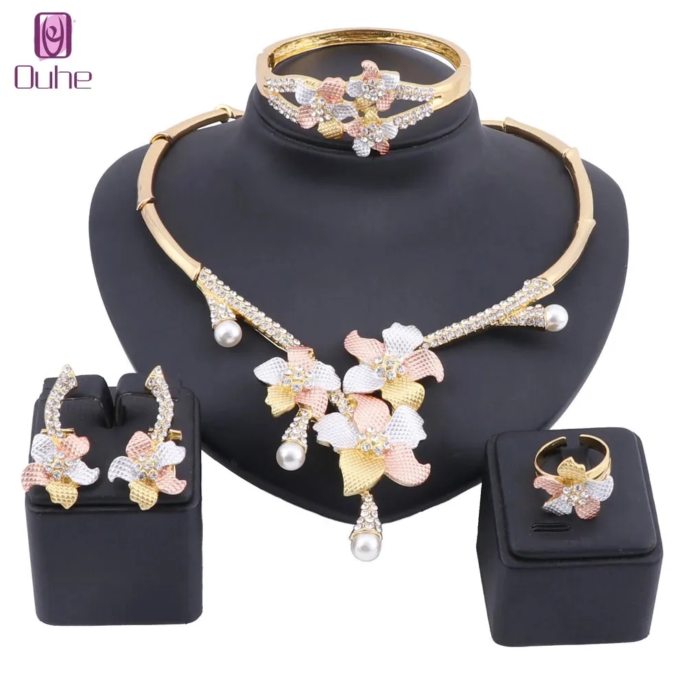 Mode Gold Farbe Kristall Perle Halskette Armreif Hochzeit Party Elegante Frauen Ohrringe Ring Klassische Schmuck Sets