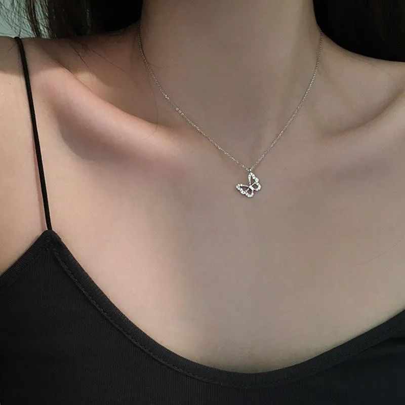 Kettingen kettingen vrouw uitgehold vlinder ketting vrouwen sieraden dames geometrische liefhebbers zilveren kleur trendy schattige legering halskettechains