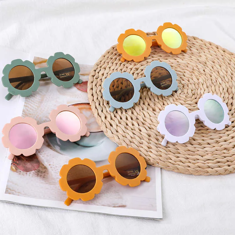 Girls enfants Lunettes de soleil vintage Lunes enfants mignons fleur ronde fleur gafas bébé enfants UV400 SUNGLASS FILLES GARMES LOCES DE MASE