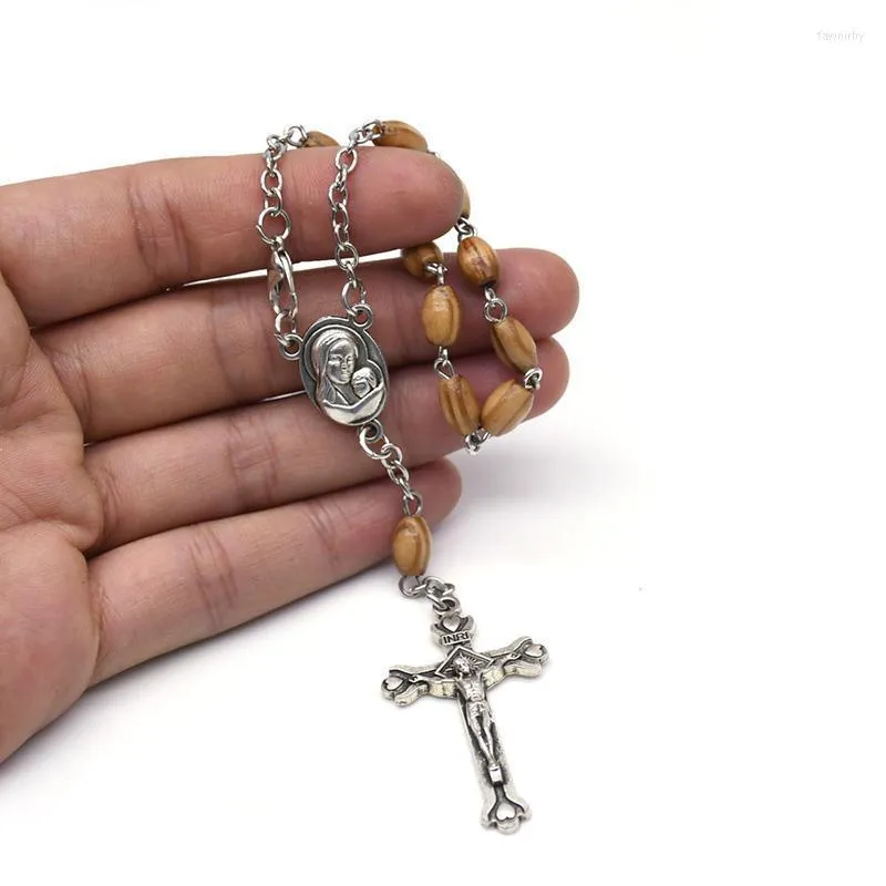 Bracciale rosario a catena a maglie per impiccagioni per auto Mano che tiene la preghiera Perle di riso in legno di pino Crocifisso Croce Nostra Signora Gioielli Comunione Regalo Fawn22