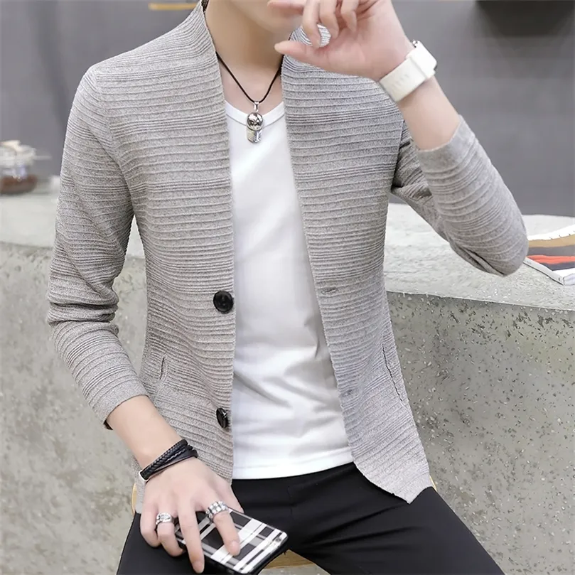 Hoo Knitting Cardigan Male Vneck Yttre slitage på våren och Autumn Light Fashion stilig rekreationströja 220817