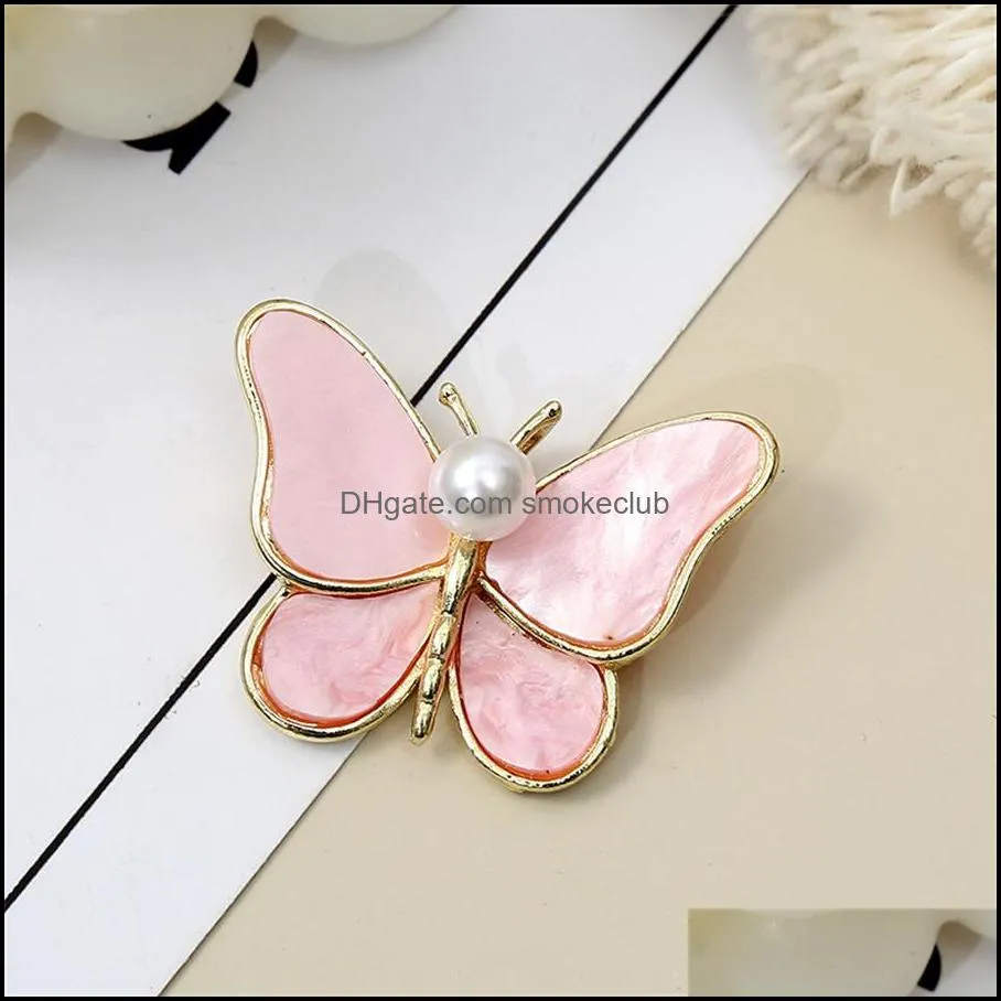 Party Favor Korean version of high-grade pearl Butterfly Brooch fashion simple minority alloy pin lovely DIY clothing accessories