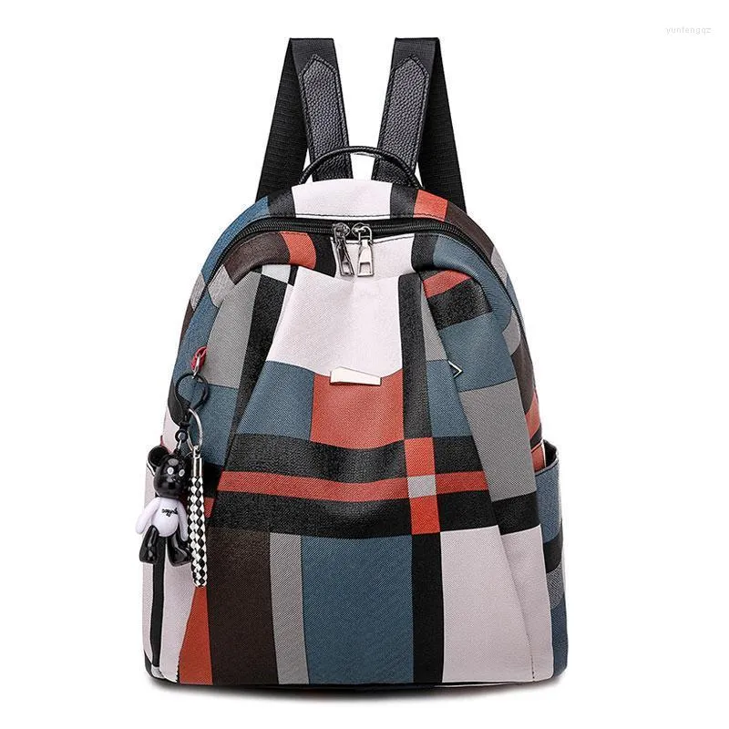 Sacs de plein air 2022 Dames Soft PU Cuir Sacs à dos Mode Plaid School Épaule pour adolescentes Casual Daily Voyage Back Pack Mochila