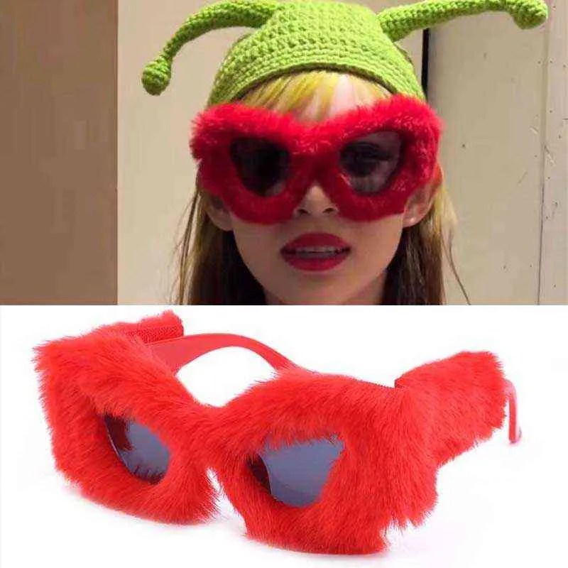New Women Winter Furry Sunglasses Cat Eye Fashion Brand Designer Large Red Sun Glasses Fake Fur Female Shades Uv400 220611