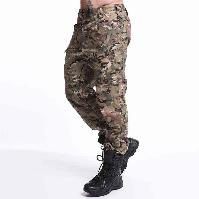 Pantalones sales de soldado