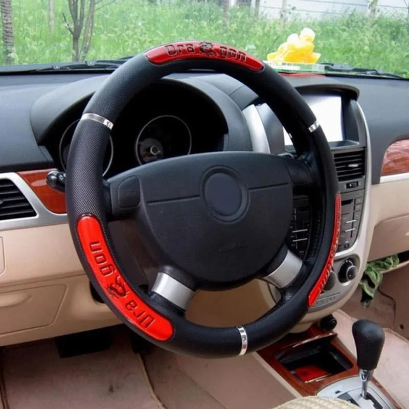 O volante do volante cobre o carro 100% Gloednieuwe reflecterende Kunstleer Elastische China Dragon Ontwerp Auto Stuurwiel BesChermerSteering