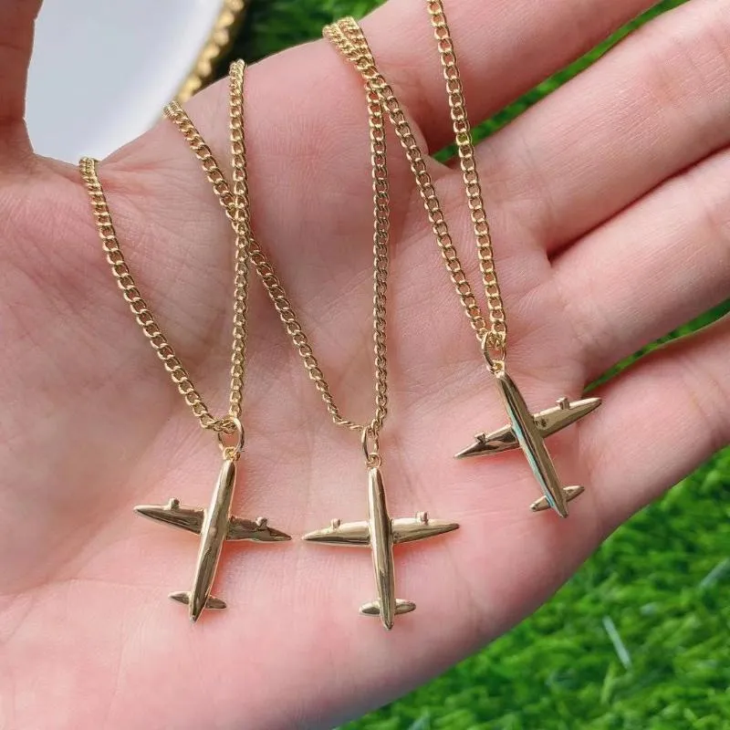 Pendant Necklaces 5Pcs Hiphop Rock Simple Brass Aircraft Necklace Men And Women Gold Curb Chain Jewelry AccessoriesPendant