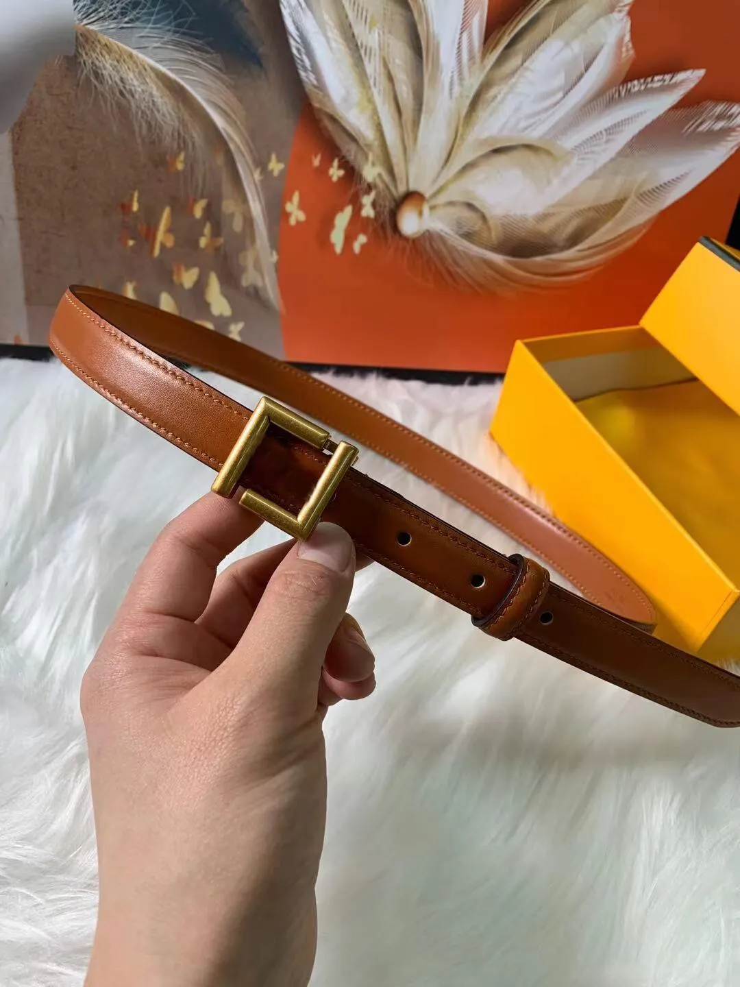 Luxury Designer Belt Smoot F Letter Spänne Mode Äkta Läder Kvinnor Bälten Män Midjeband Lägg till Original Box B-87