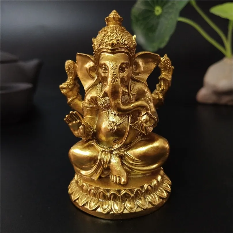 Gold Lord Ganesha Statue Elephant Hindu God Sculpture Figurer Harts Home Garden Decoration Buddha Statyer för hus 220707
