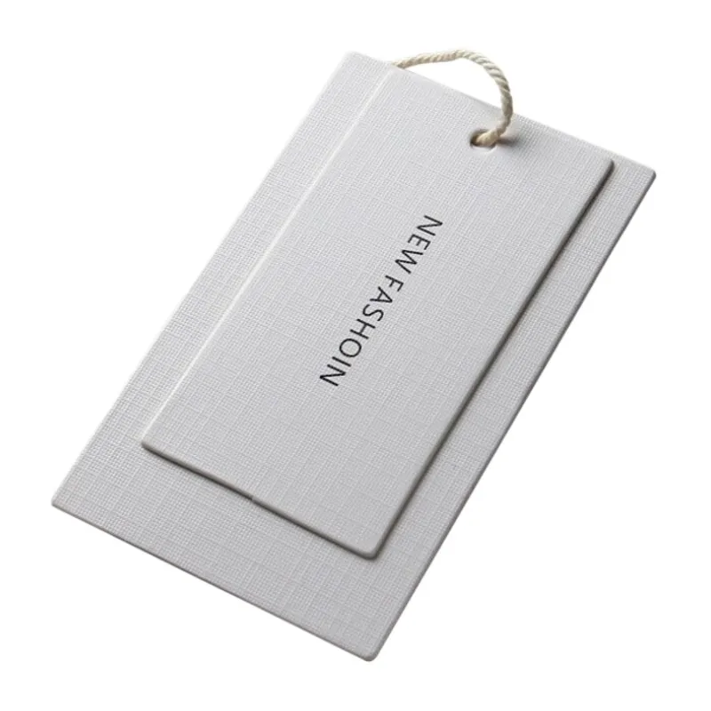 Cartellini di carta spessa personalizzati di fascia alta Cartellini UV ecologici con corde per vestiti Calzini Bottiglie Vasi