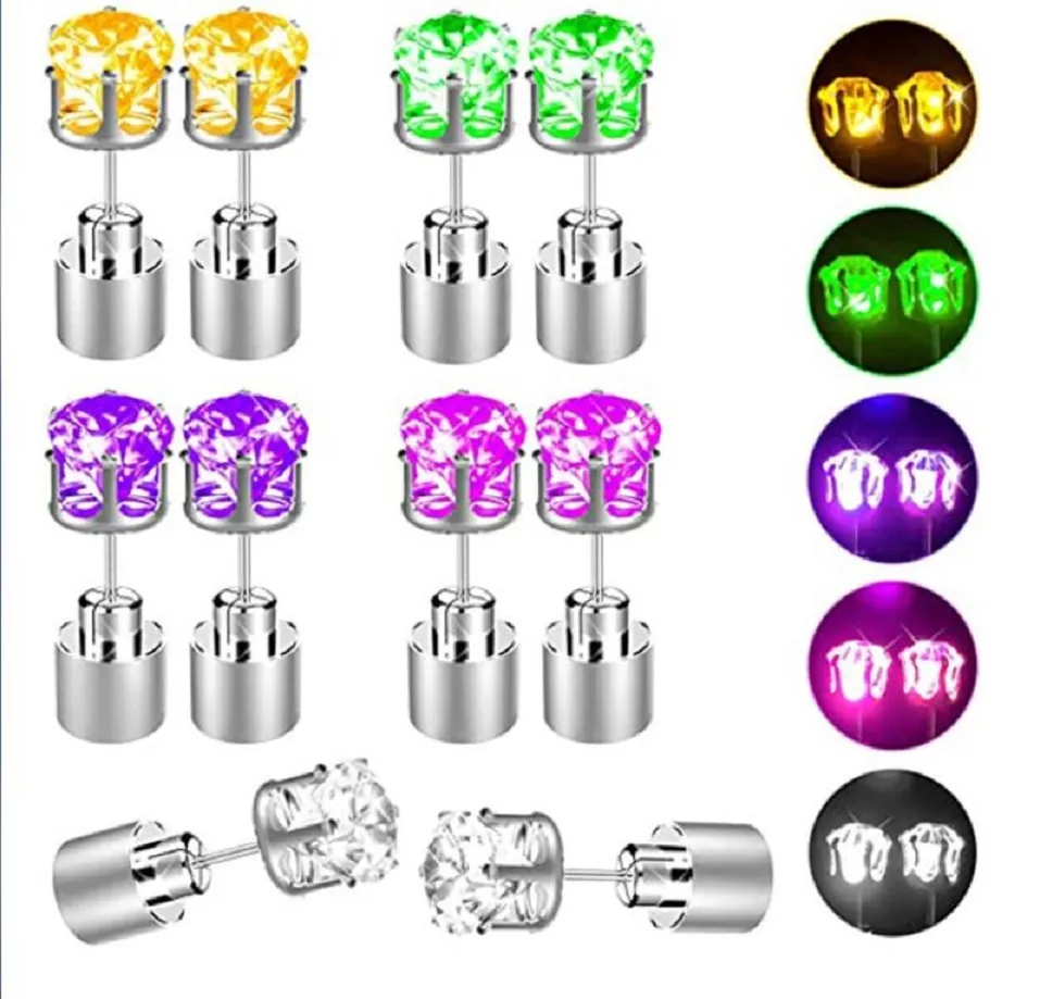 Orecchini a LED Party Light Up Flash Jewelry Flash Gemme incandescenti Orecchini a bottone Dance Disco Carnevale Festival Atmosfera Puntelli Corona a forma di diamante Acciaio inossidabile