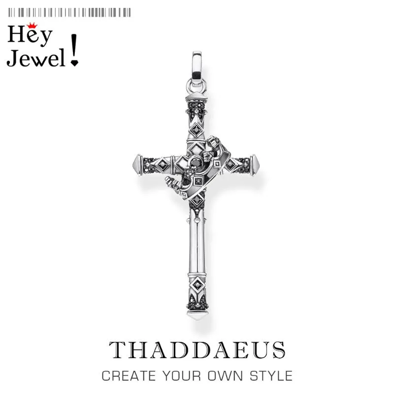 Hänge Halsband Majestic Cross Crown 2022 Smycken Europa 925 Sterling Silver Symbolism Lovar Sköld Och Viss Present För Kvinna M