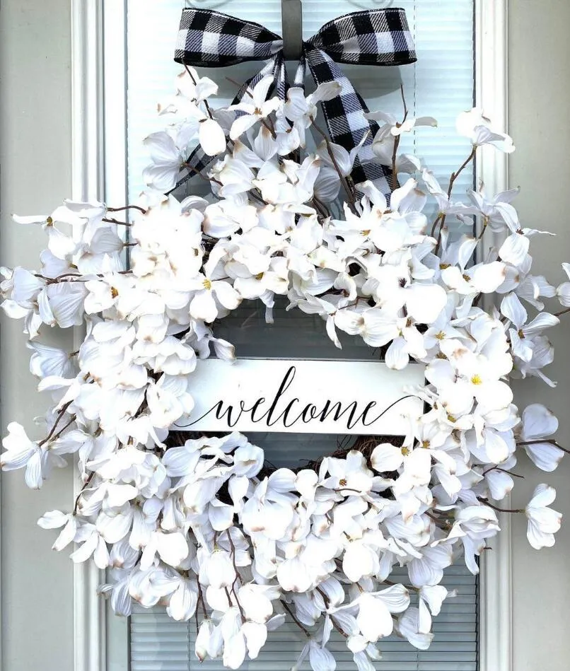 Simüle çelenk parti dekorasyon beyaz çiçek kapının önünde asılı, bahar çelenk ve rattan halka asma duvar