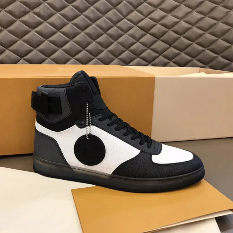 2023 Baskets confortables Nouvelles bottes à plateforme Chaussures de basket-ball en cuir gaufré argent noir Baskets preppy élégantes pour hommes décontractés