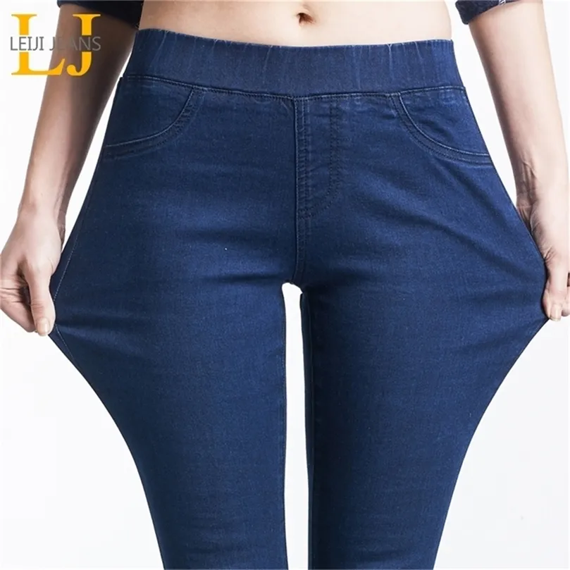 Leijijeans Spring i lato rozmiar w rozmiarze średniej elastycznej talii odcinek Mom Długość Kostki dla kobiet chudy spodni Capris Jeans LJ200811