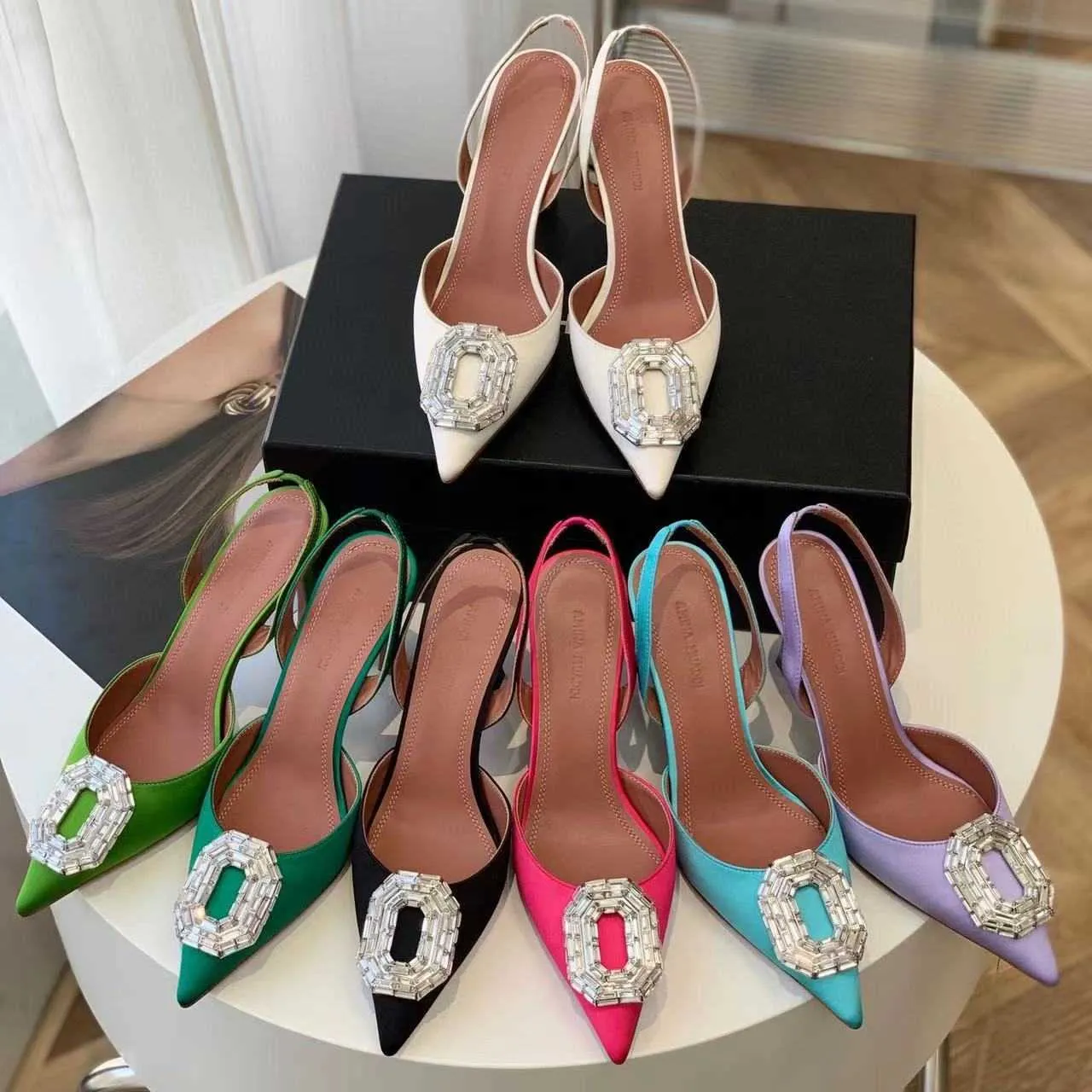 Amina Muaddi Begum Dress Shoes Crystal-Embellished Backle Stain Pumps Shoe Shoe Heels Sandals Factory Footwear Womens Luxury Designers