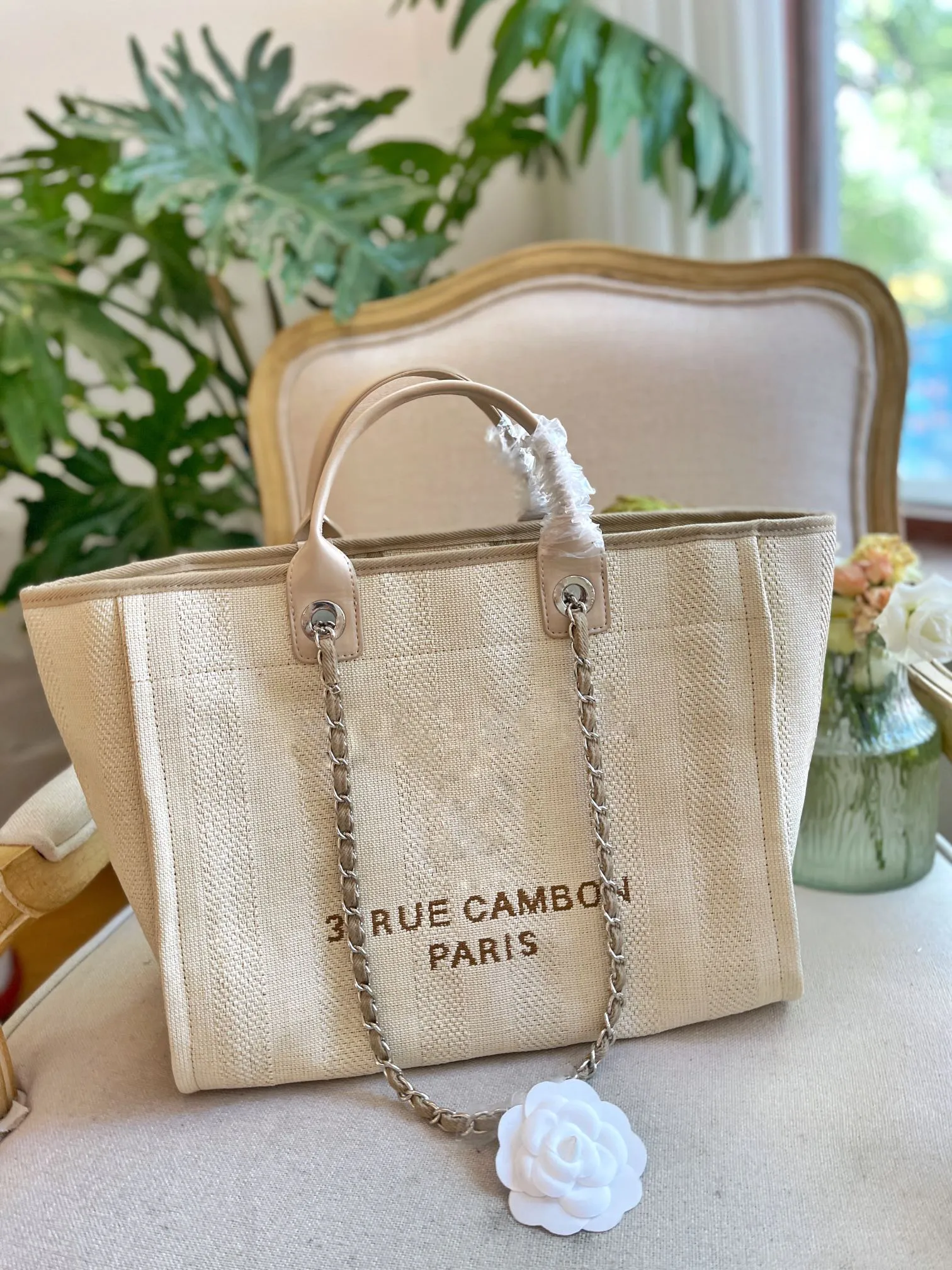 Chanel tote bags 2020 best sale
