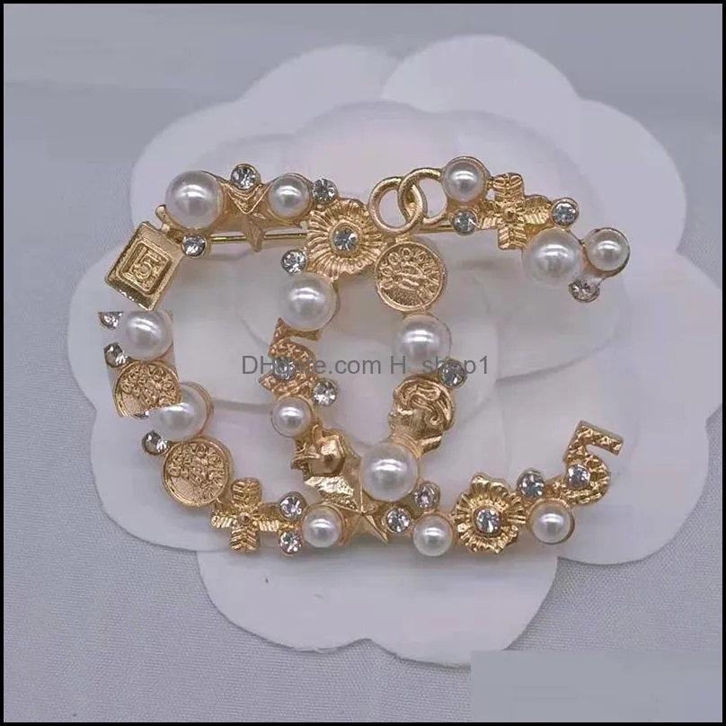 2color Korean C Letters Brand Designer Brooches Pins Pearl Crystal Rhinestone High Quality Luxury Vintage Retro Temperament Ladies Brooch Jewelry